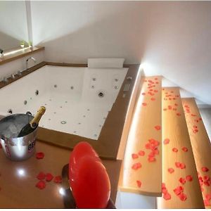 Orchidea House